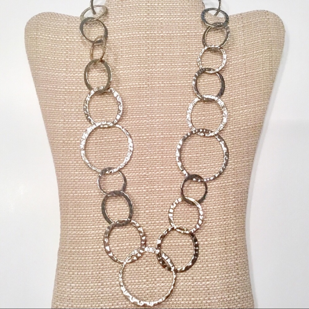 Circle Link Necklace - Picture 2 of 4